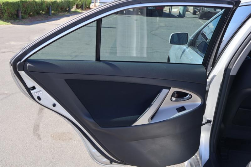 Toyota Camry XLE 5-Spd AT 2009