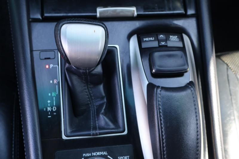 Lexus LS 460 Luxury Sedan 2015