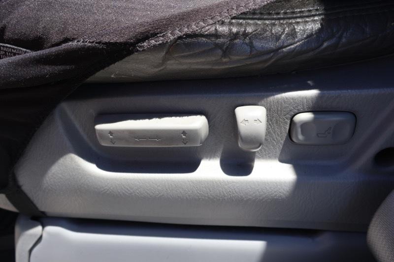 Acura MDX Touring with Rear DVD System 2004