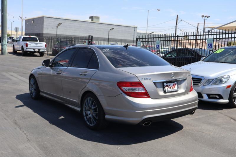 Mercedes-Benz C-Class C300 4MATIC Luxury Sedan 2009