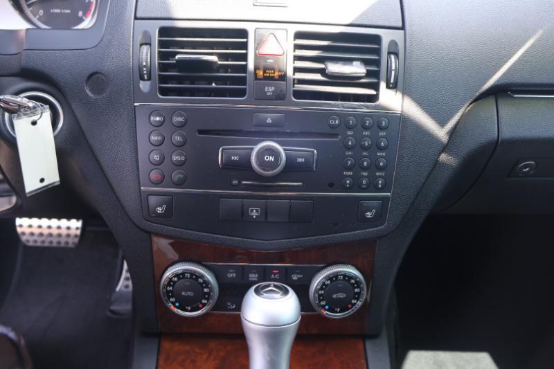 Mercedes-Benz C-Class C300 4MATIC Luxury Sedan 2009