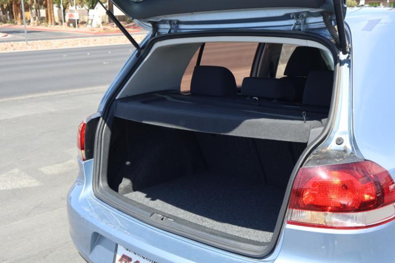 Volkswagen Golf 2.0L 4-Door TDI 2011