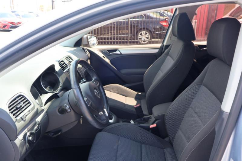 Volkswagen Golf 2.0L 4-Door TDI 2011