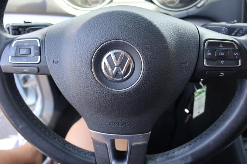 Volkswagen Golf 2.0L 4-Door TDI 2011