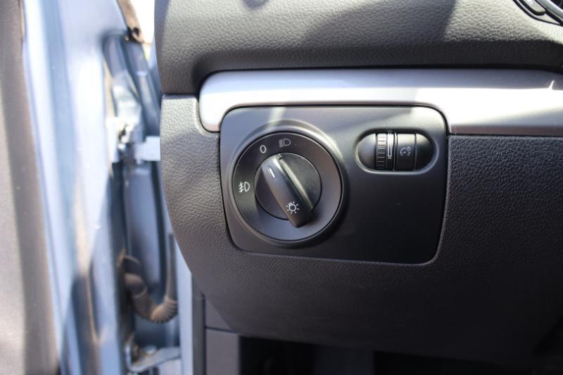 Volkswagen Golf 2.0L 4-Door TDI 2011