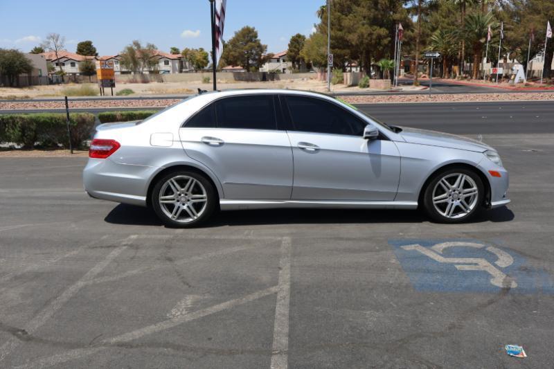Mercedes-Benz E-Class E350 Sedan 4MATIC 2010