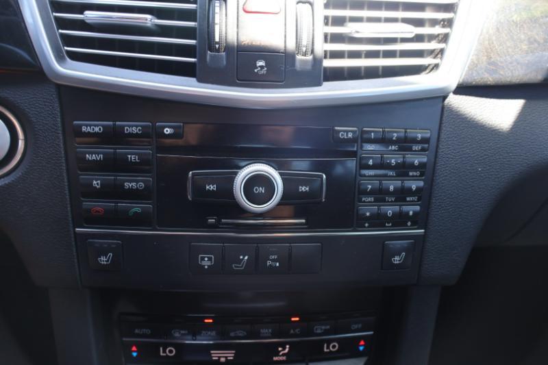 Mercedes-Benz E-Class E350 Sedan 4MATIC 2010