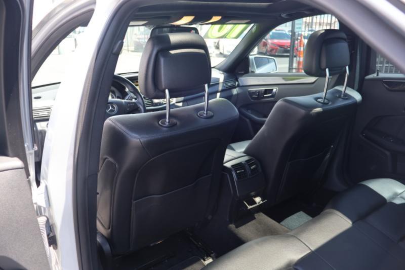 Mercedes-Benz E-Class E350 Sedan 4MATIC 2010