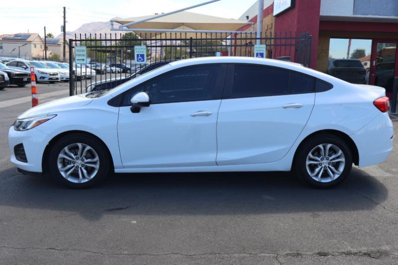 Chevrolet Cruze LS Auto 2019