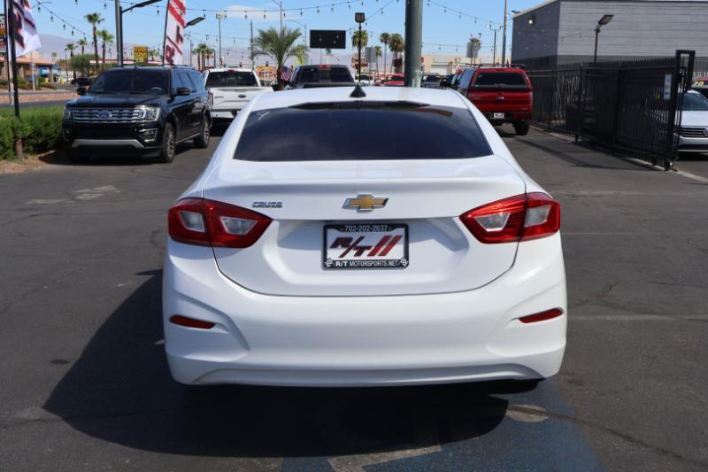 Chevrolet Cruze LS Auto 2019