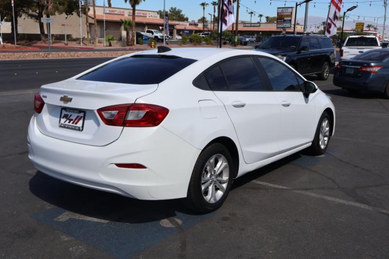 Chevrolet Cruze LS Auto 2019
