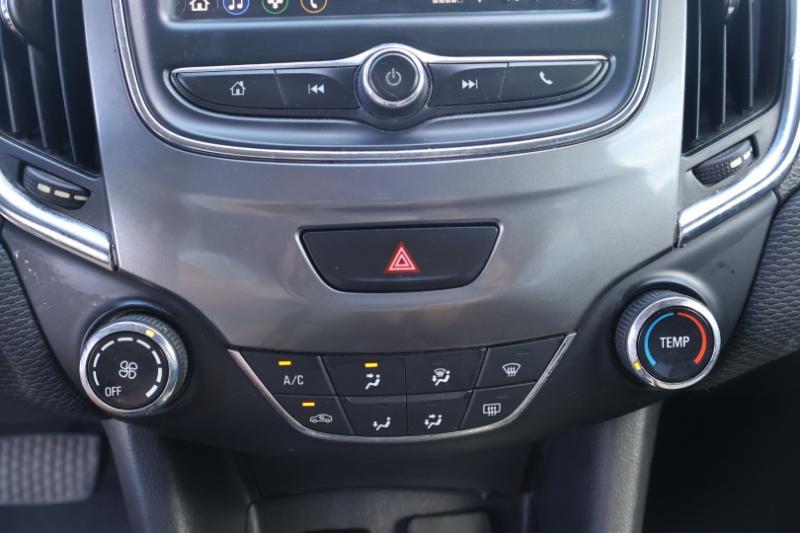 Chevrolet Cruze LS Auto 2019