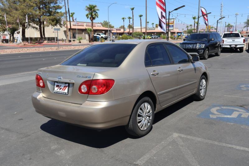 Toyota Corolla CE 2005