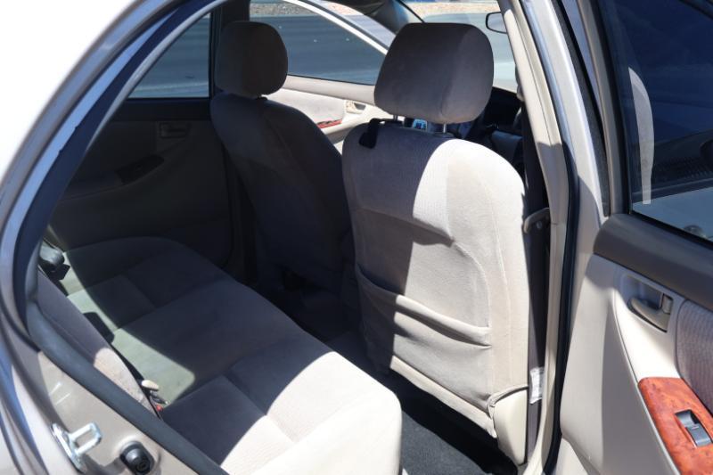 Toyota Corolla CE 2005