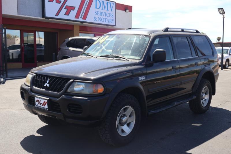 Mitsubishi Montero Sport LS 2WD 2004