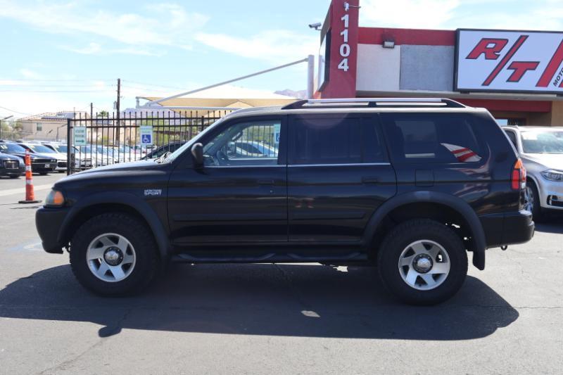Mitsubishi Montero Sport LS 2WD 2004