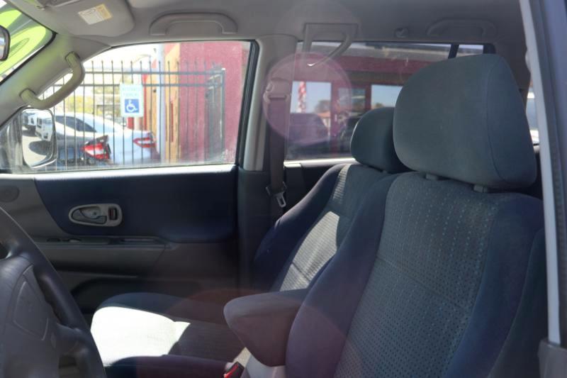 Mitsubishi Montero Sport LS 2WD 2004