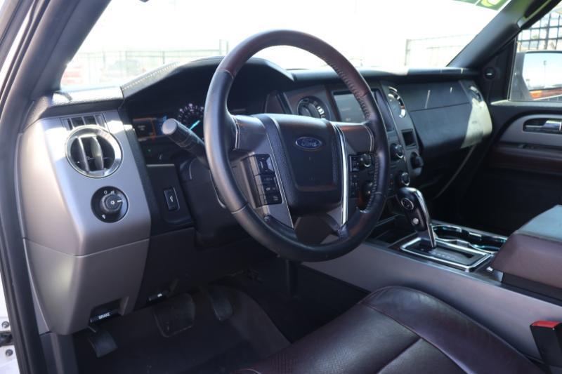 Ford Expedition EL Platinum 4WD 2015