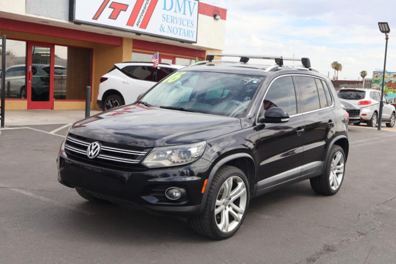Volkswagen Tiguan SE 2016