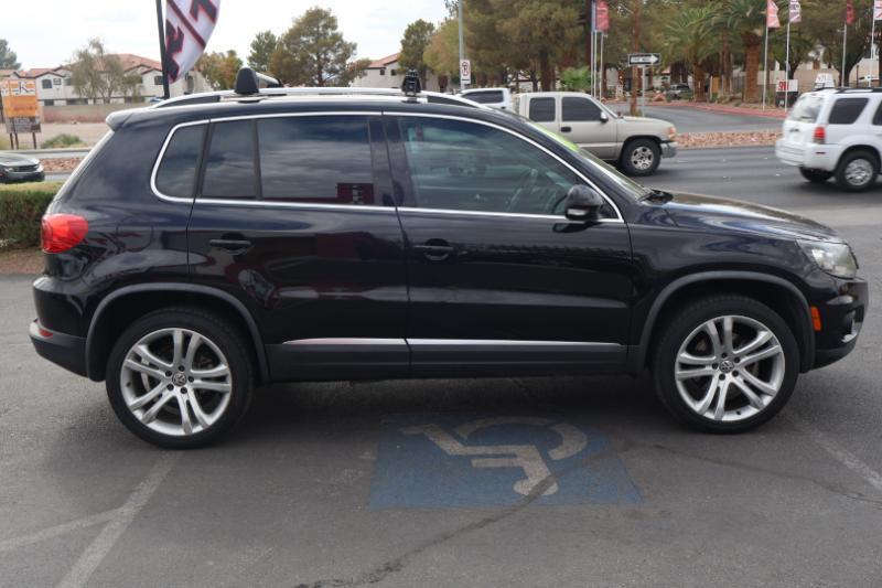 Volkswagen Tiguan SE 2016
