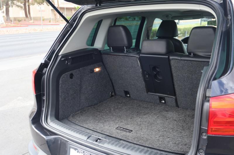 Volkswagen Tiguan SE 2016