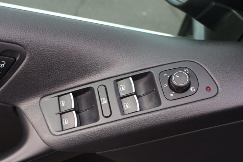 Volkswagen Tiguan SE 2016
