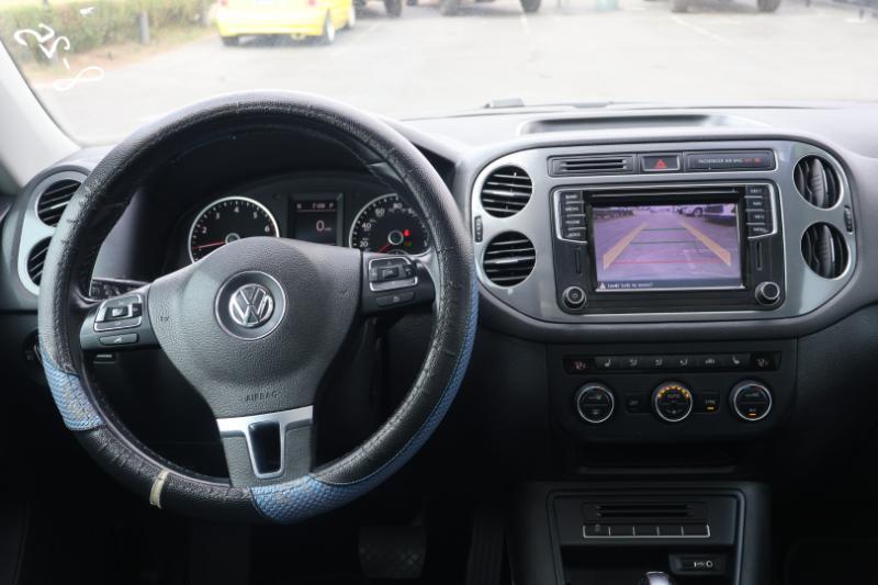 Volkswagen Tiguan SE 2016