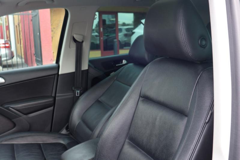 Volkswagen Tiguan SE 2016