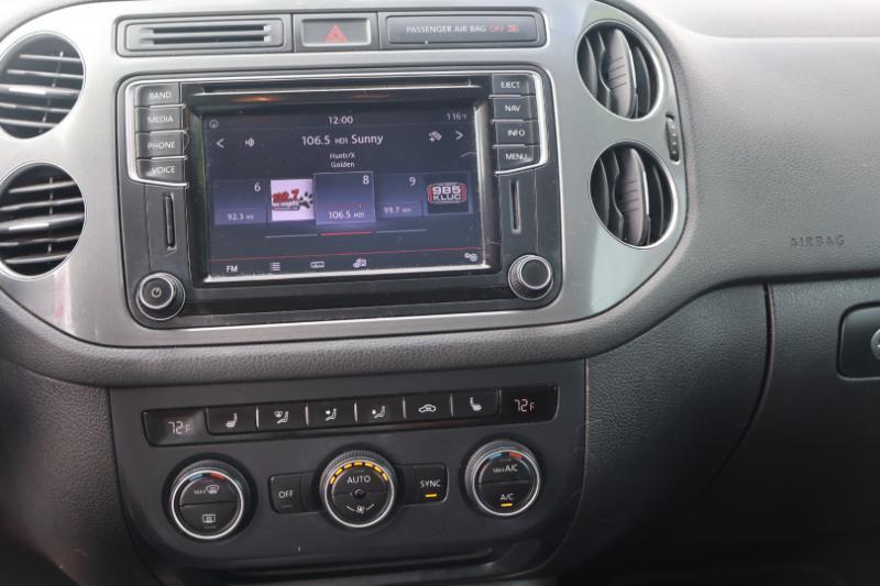 Volkswagen Tiguan SE 2016