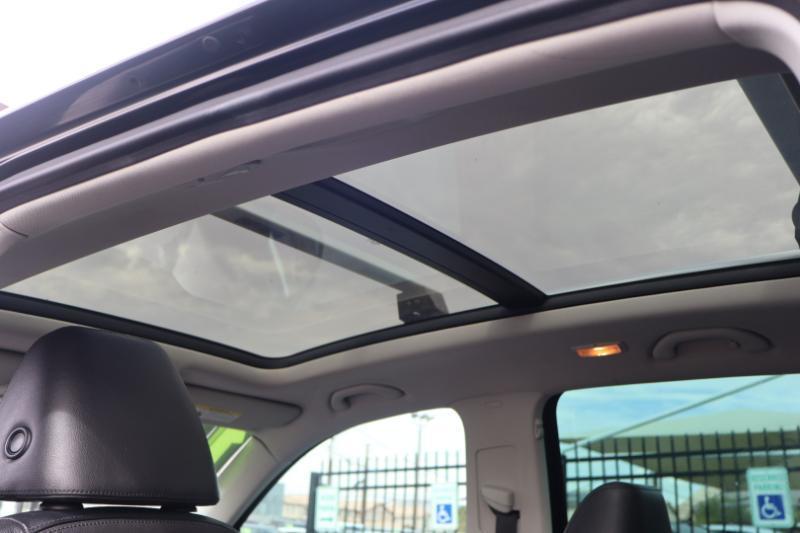 Volkswagen Tiguan SE 2016