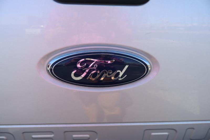 Ford F-250 SD Lariat SuperCab 2WD 2012