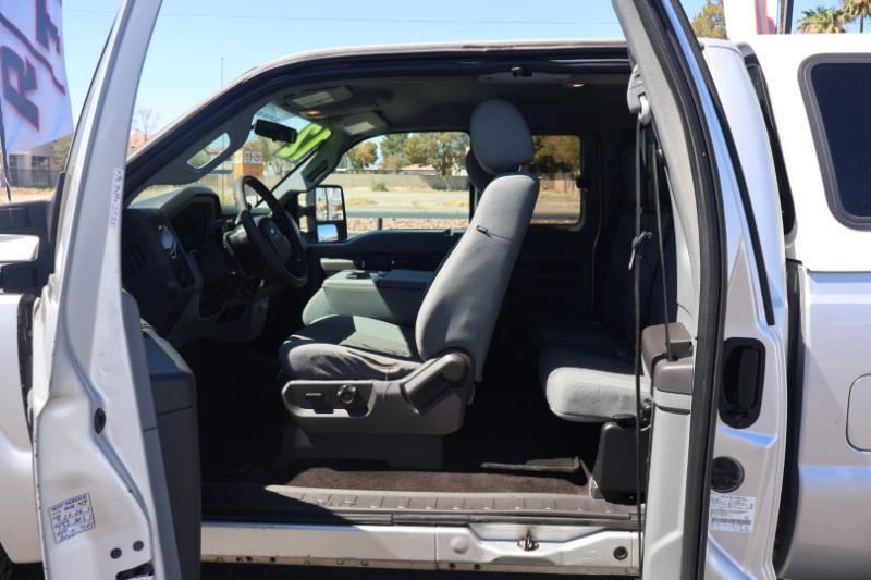 Ford F-250 SD Lariat SuperCab 2WD 2012