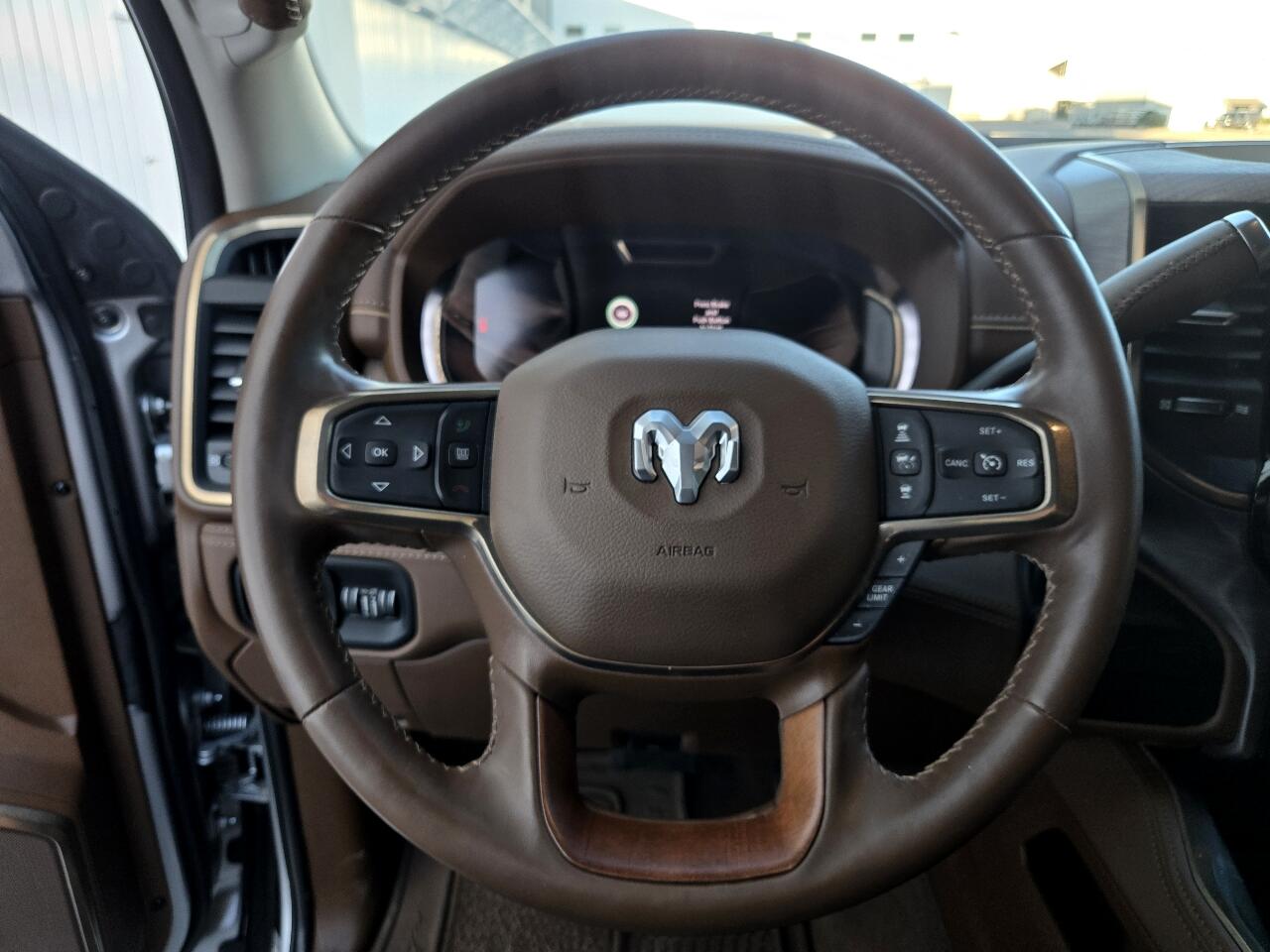 RAM 3500 Longhorn Mega Cab 4WD DRW 2024