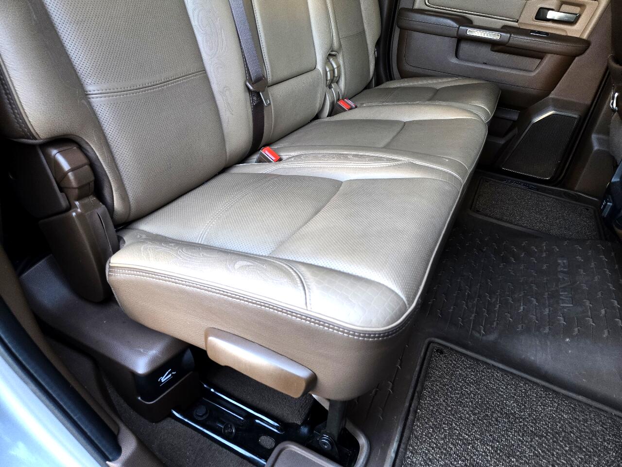 RAM 3500 Longhorn Mega Cab 4WD DRW 2024