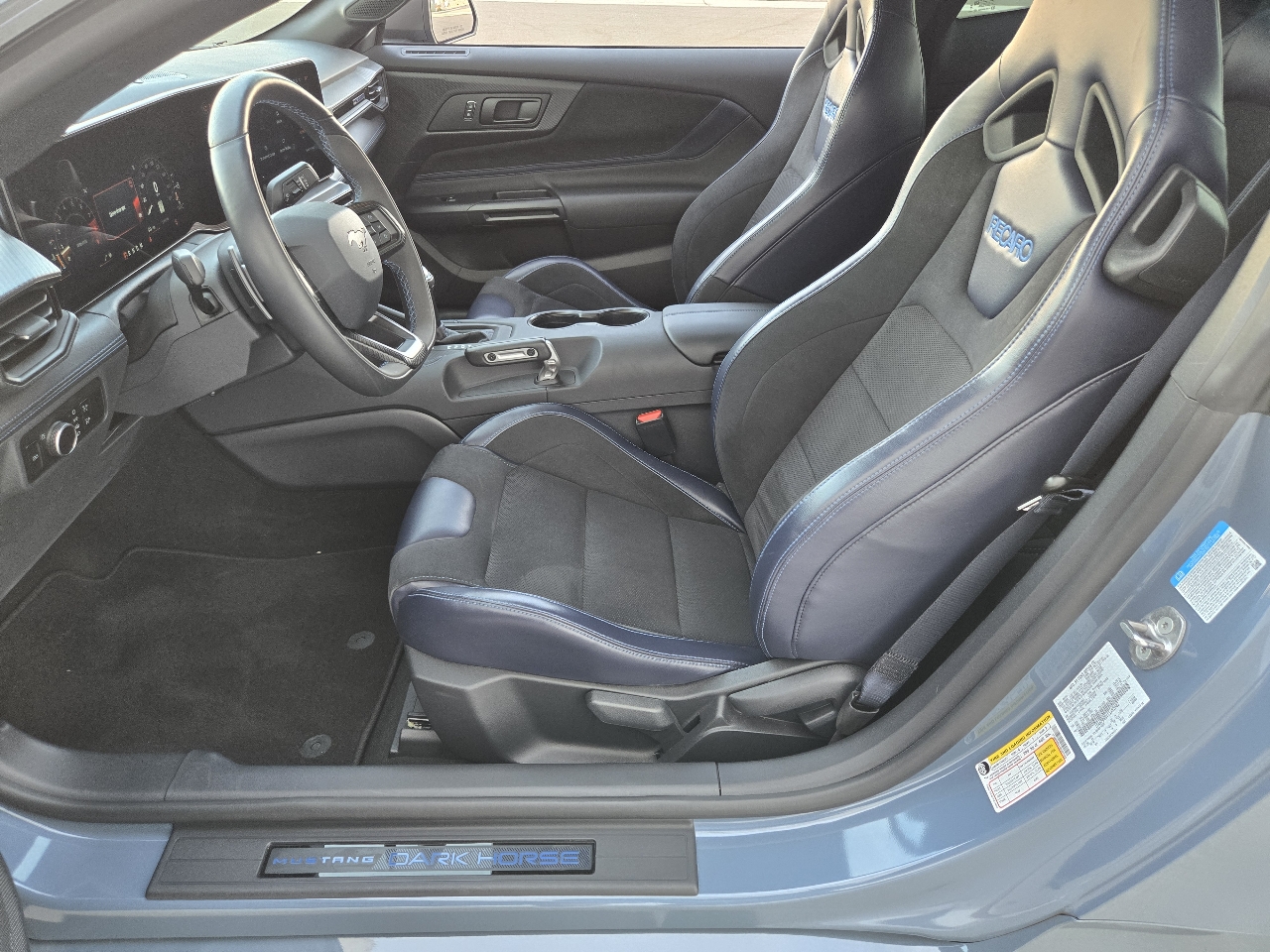 Ford Mustang Dark Horse 2025