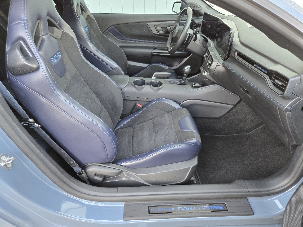 Ford Mustang Dark Horse 2025