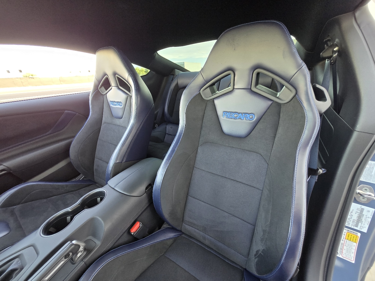 Ford Mustang Dark Horse 2025