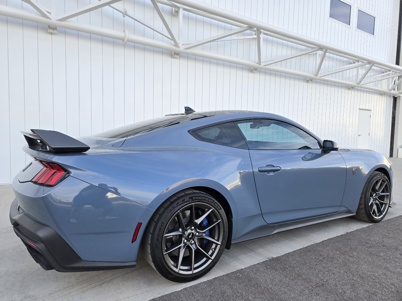 Ford Mustang Dark Horse 2025