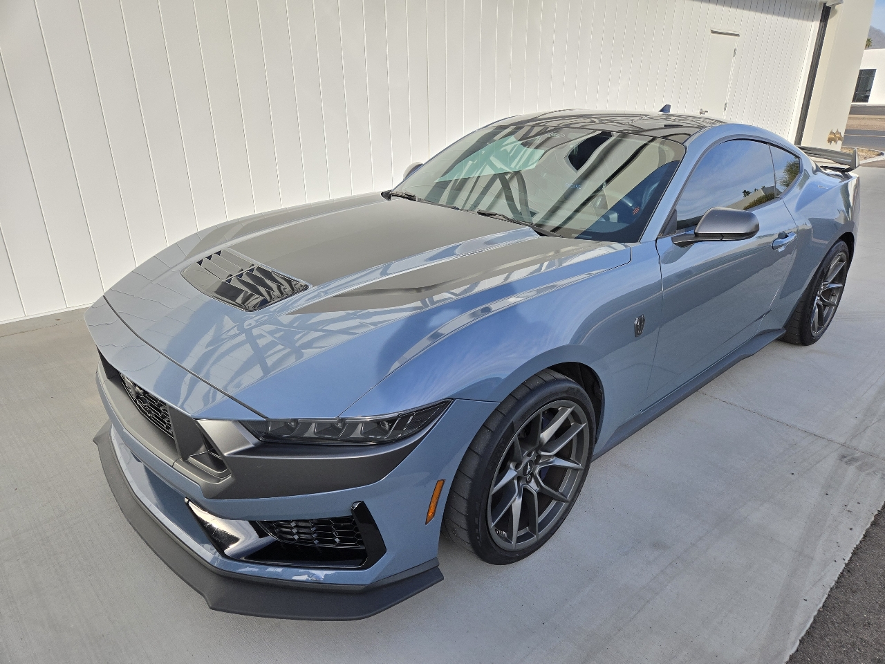 Ford Mustang Dark Horse 2025