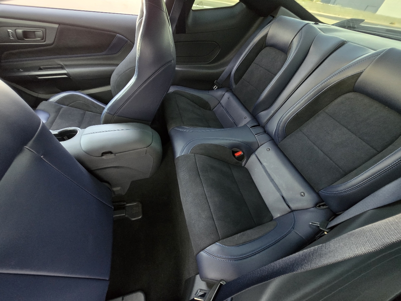 Ford Mustang Dark Horse 2025