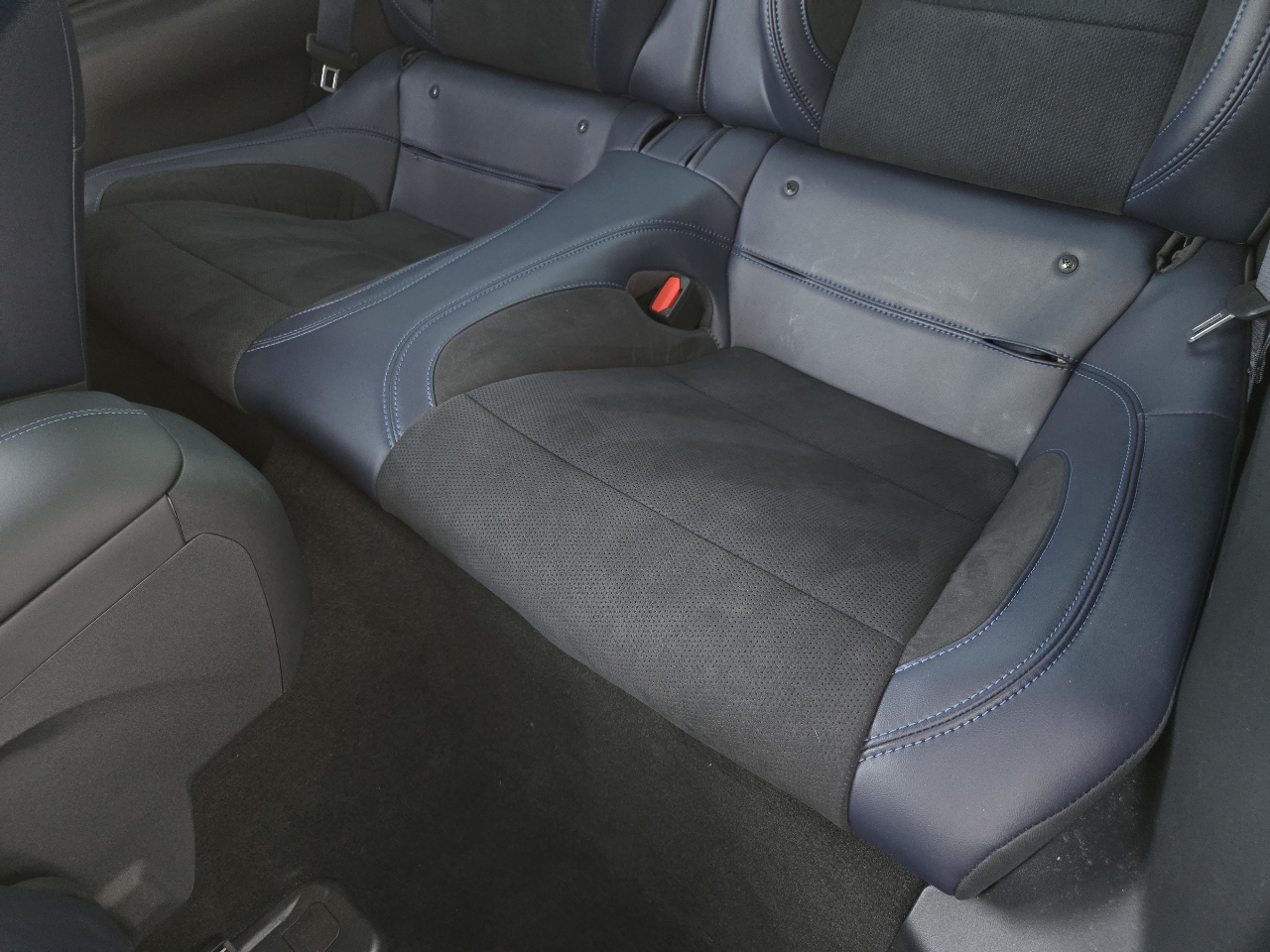 Ford Mustang Dark Horse 2025