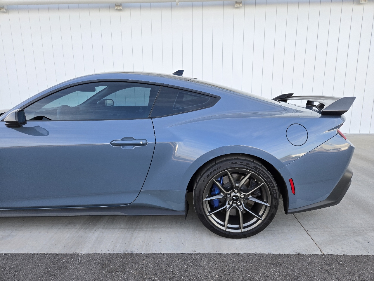 Ford Mustang Dark Horse 2025