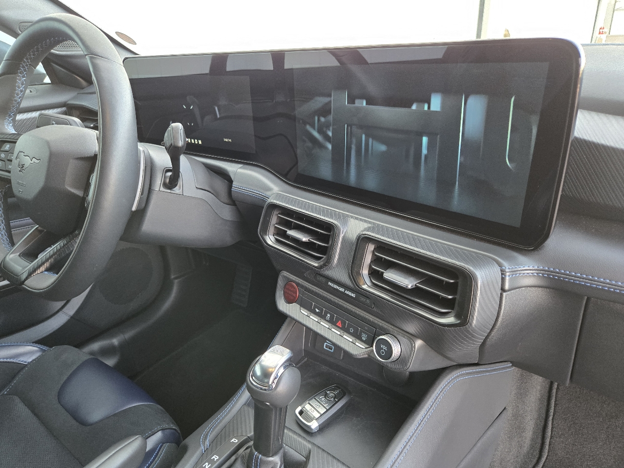 Ford Mustang Dark Horse 2025