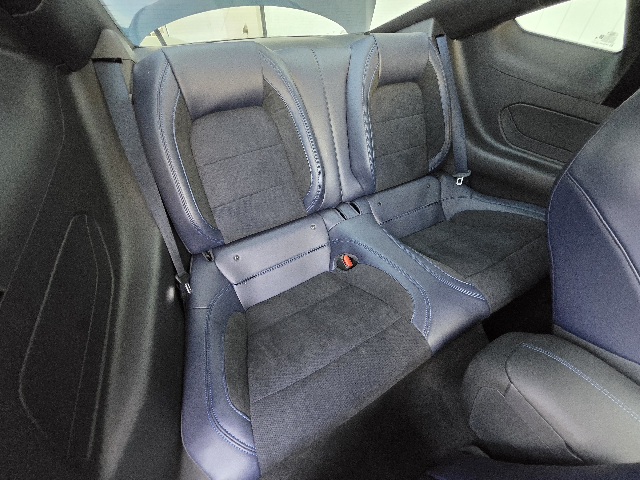 Ford Mustang Dark Horse 2025