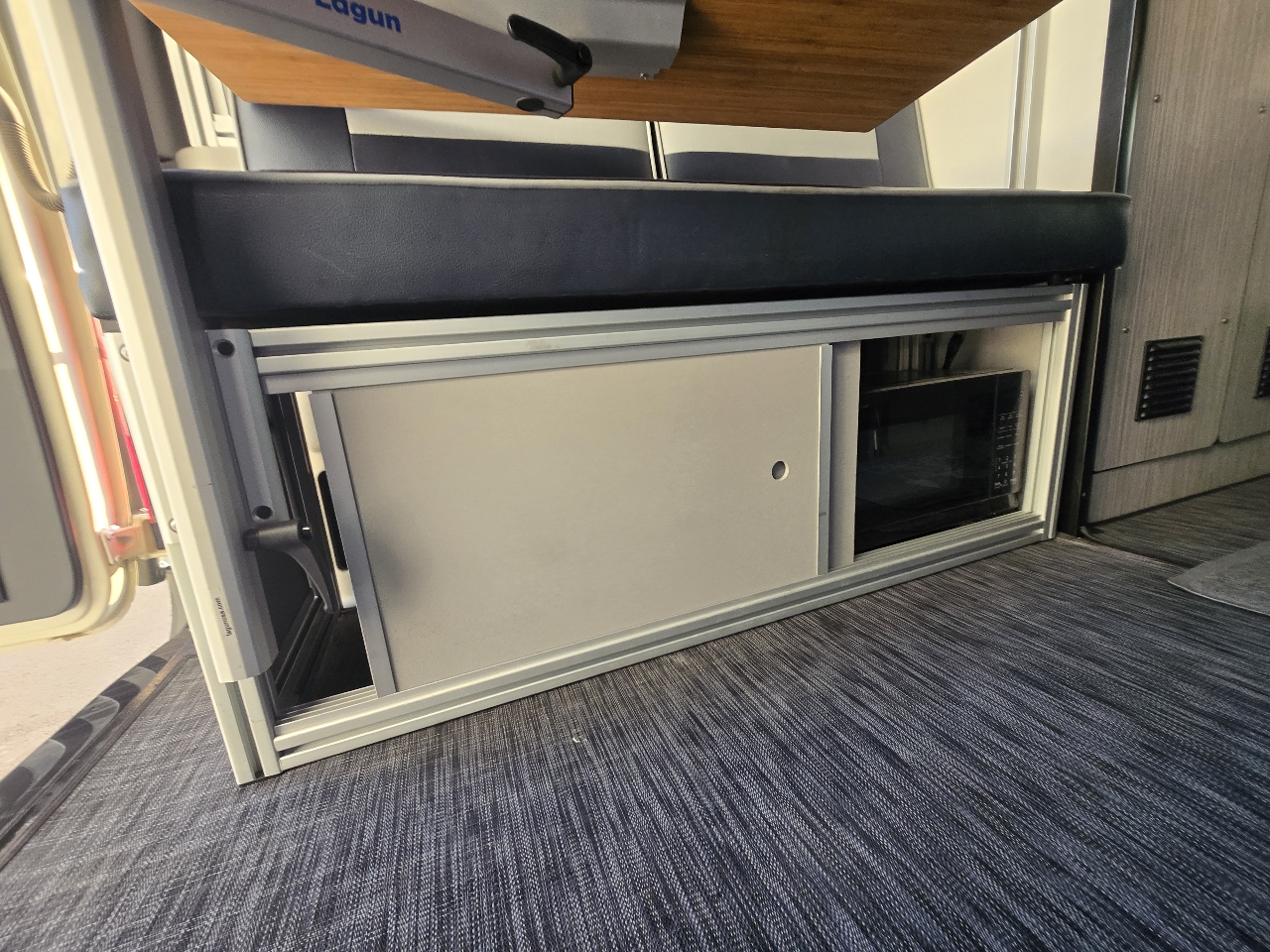 Mercedes-Benz Sprinter 2500 144-in. WB 2020