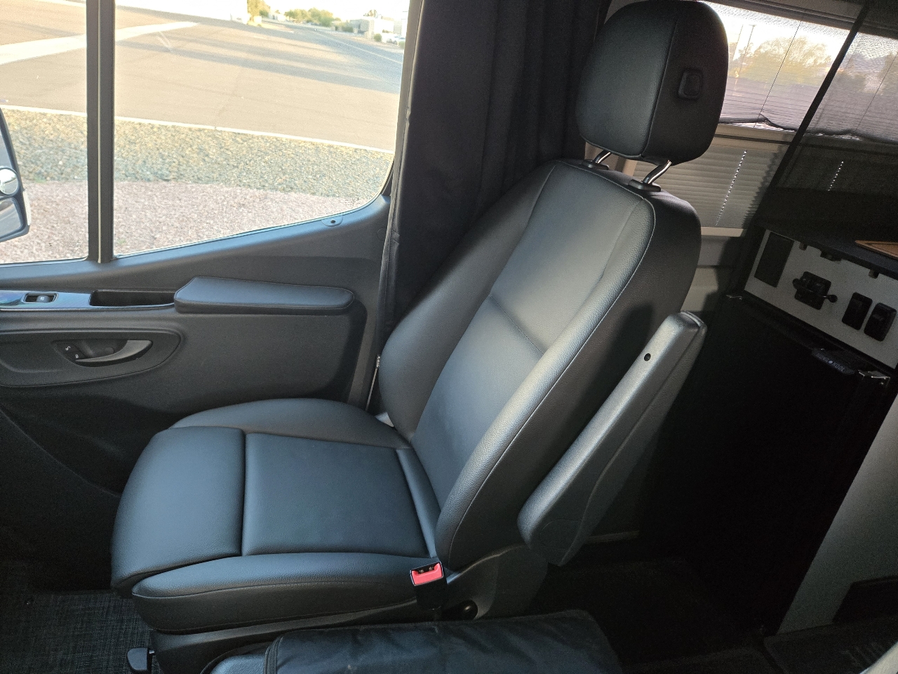 Mercedes-Benz Sprinter 2500 144-in. WB 2020