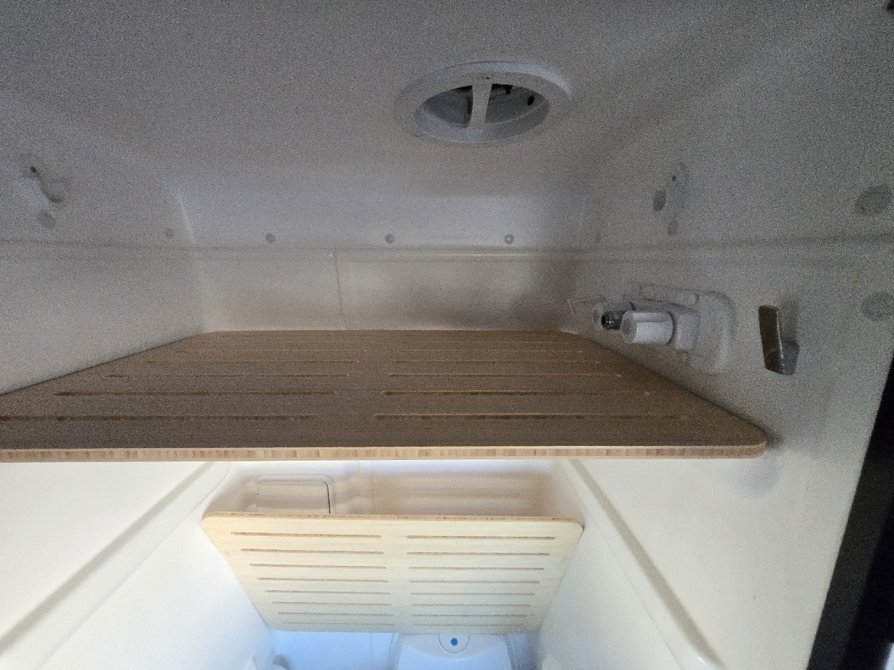 Mercedes-Benz Sprinter 2500 144-in. WB 2020