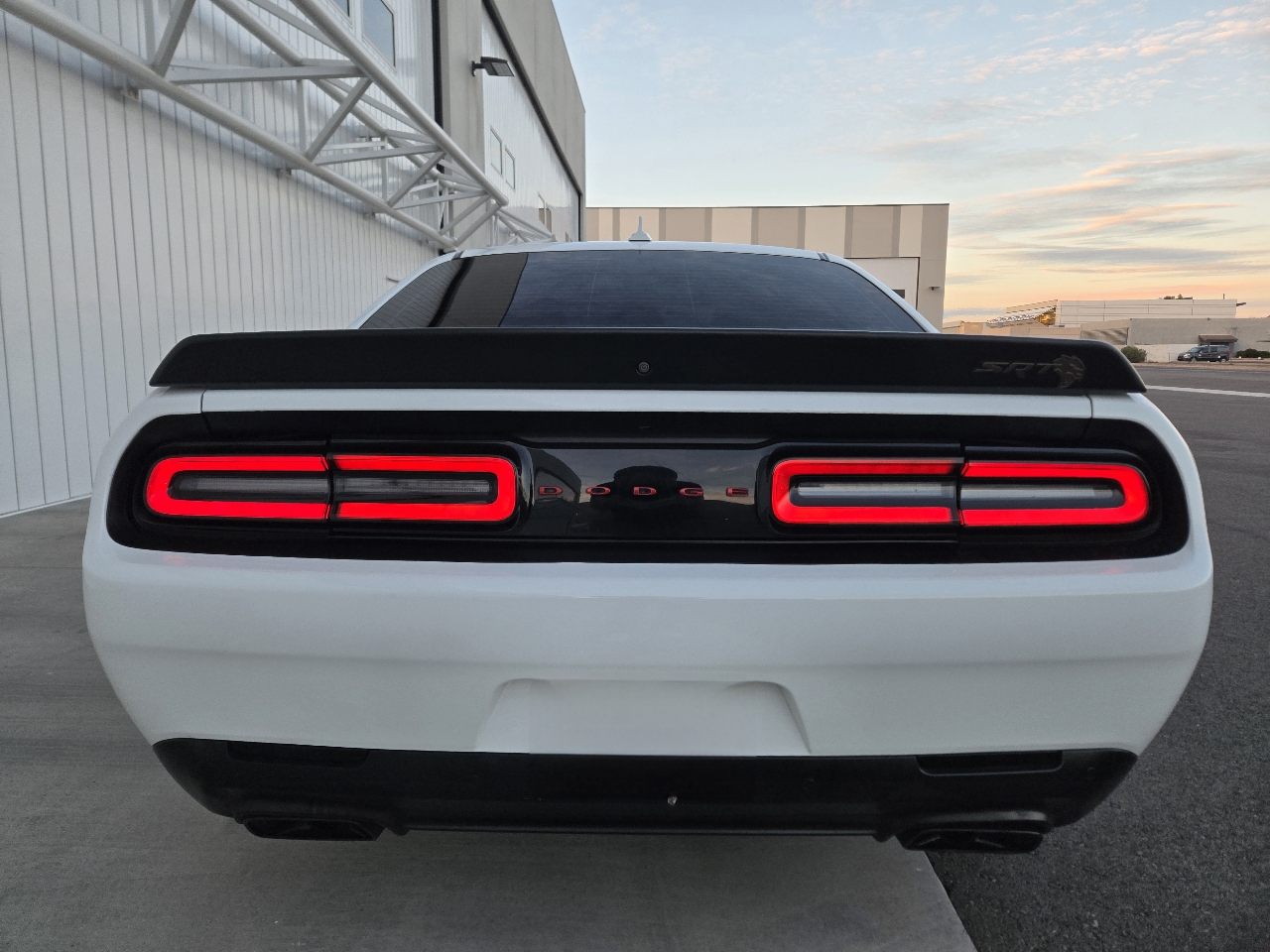 Dodge Challenger SRT Hellcat 2016