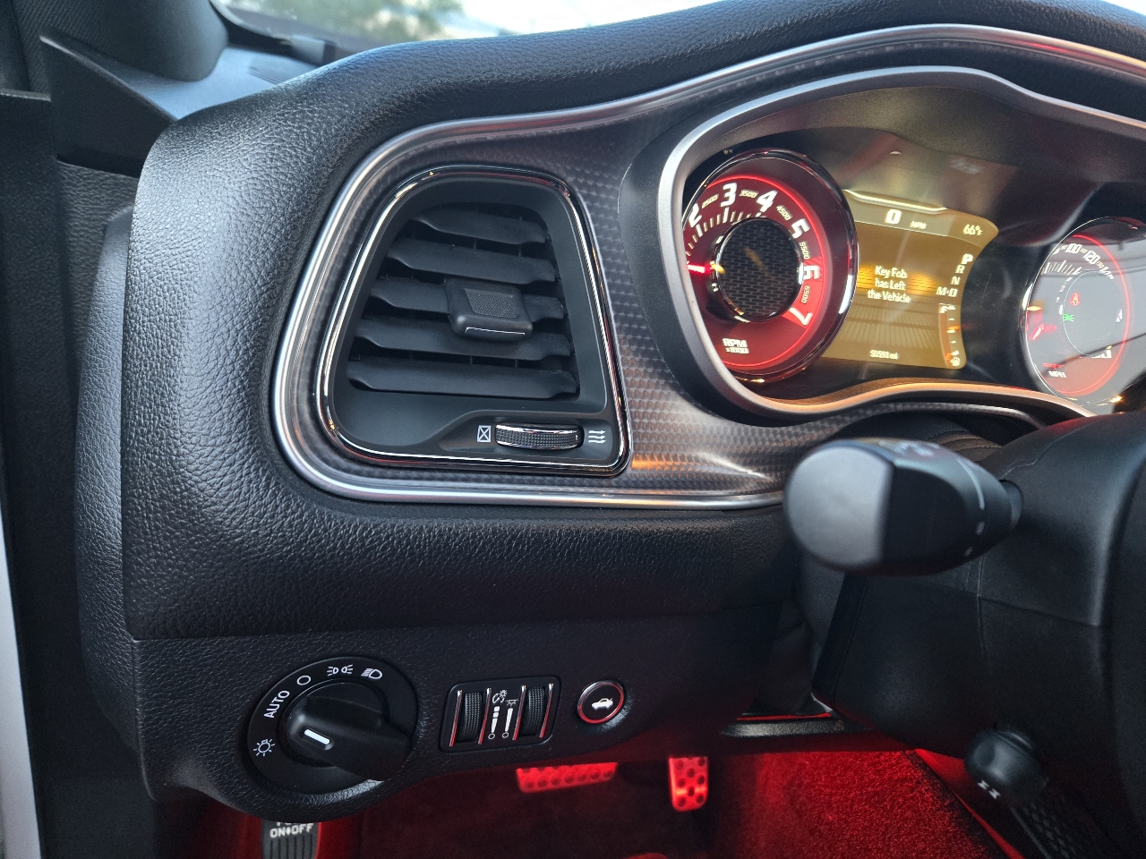 Dodge Challenger SRT Hellcat 2016