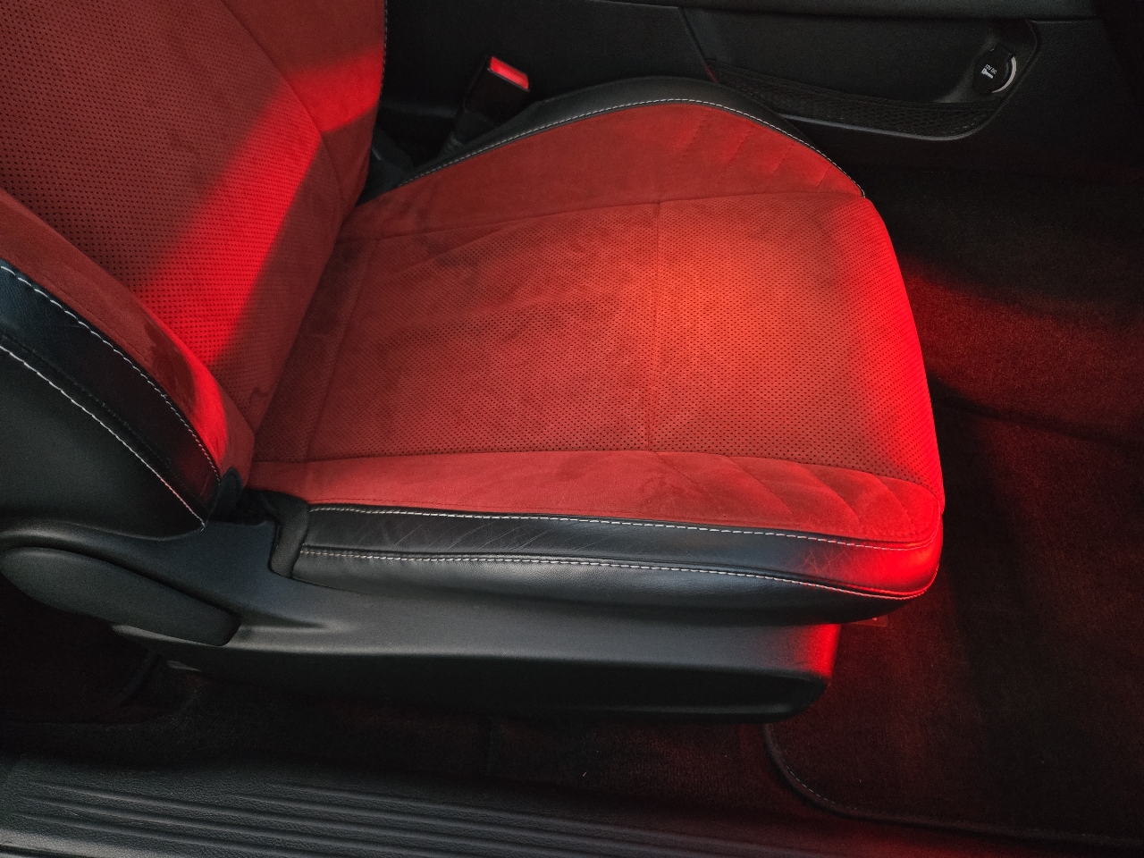 Dodge Challenger SRT Hellcat 2016